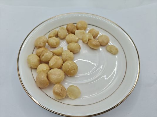 جوز المكاداميا المحمص