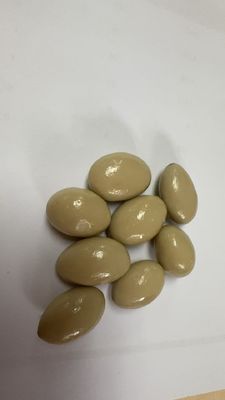 المكسرات المغطاة بالشوكولاتة ((البطاطس)) و الزبادي المغطى بالشوكولاتة ((البطاطس))