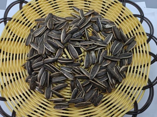 Salt Vinegar Sunflower Seeds