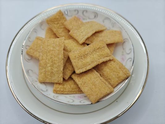 رقائق الأرز المقرمشة بنكهة الشواء الجريئة لعشاق الوجبات الخفيفة المالحة