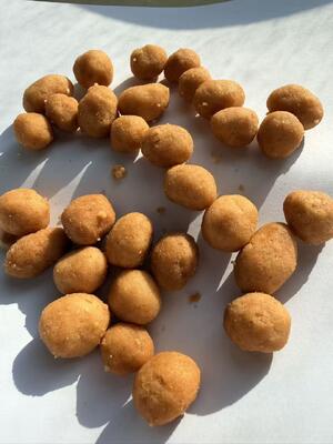 وجبات خفيفة من الفول السوداني المحمص والمخبوز والمملح والمغلف بالجملة، عبوات كبيرة من فول الصويا، مقرمشات الفول السوداني