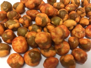 سريراتشا الأخضر حار الأخضر البازلاء المنتجات العضوية OEM الحيوانات الأليفة التعبئة جرة