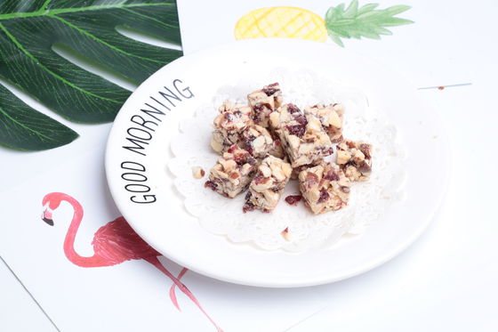 واحد لدغة السمسم الجوز أزمة متموج ، المكسرات وجبات خفيفة العلامة الخاصة المتاحة